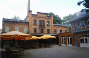 Anbau - Fabrik mittlerer Hasenpfad / Frankfurt - Hofansicht vom Architekturbüro Momeni in Offenbach und Frankfurt am Main