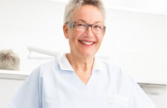 Dr. Brigitte Simon aus Stuttgart